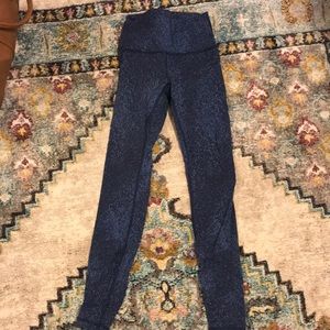 Dark blue lululemon leggings